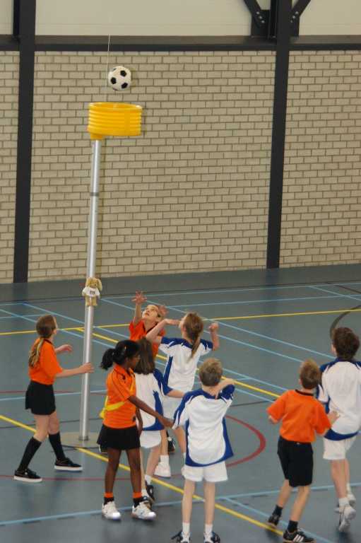 Korfbal E2  13 maart 2010-8.JPG